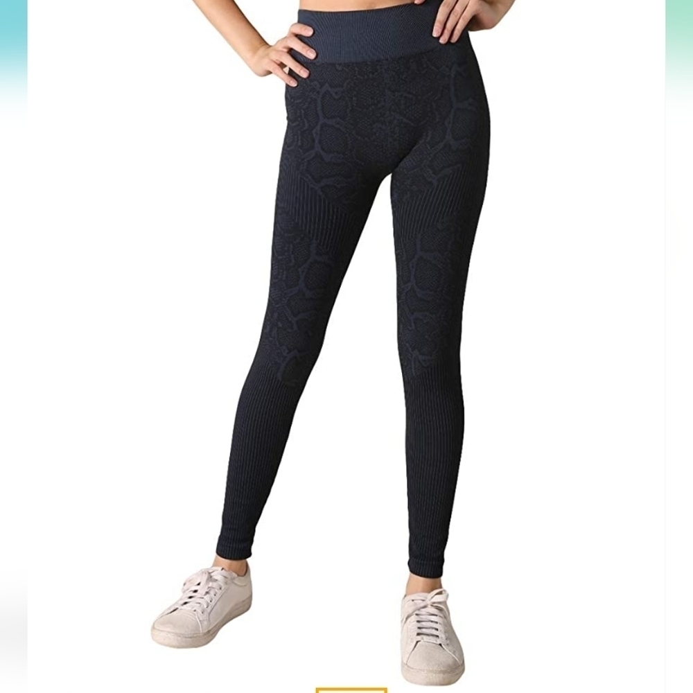 NIKIBIKI Snake Print Seamless Leggings - Picture 2 of 8